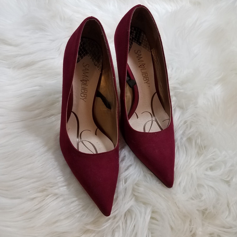 Pumps - Picture 2 of 3